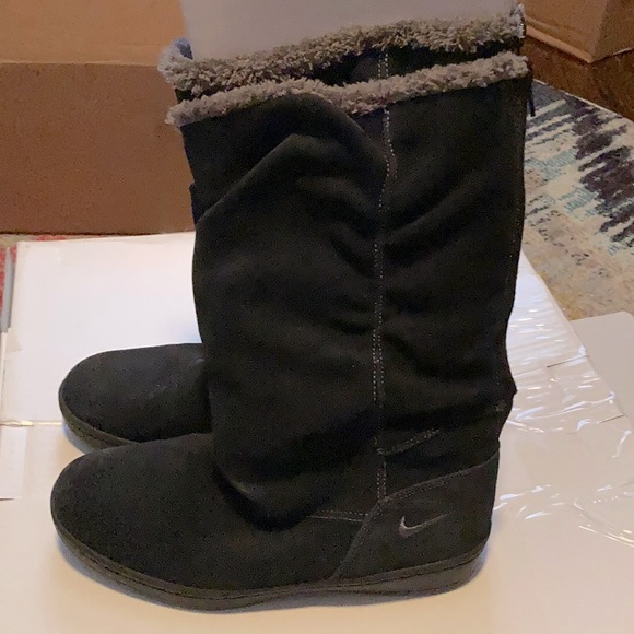 nike slouch boots